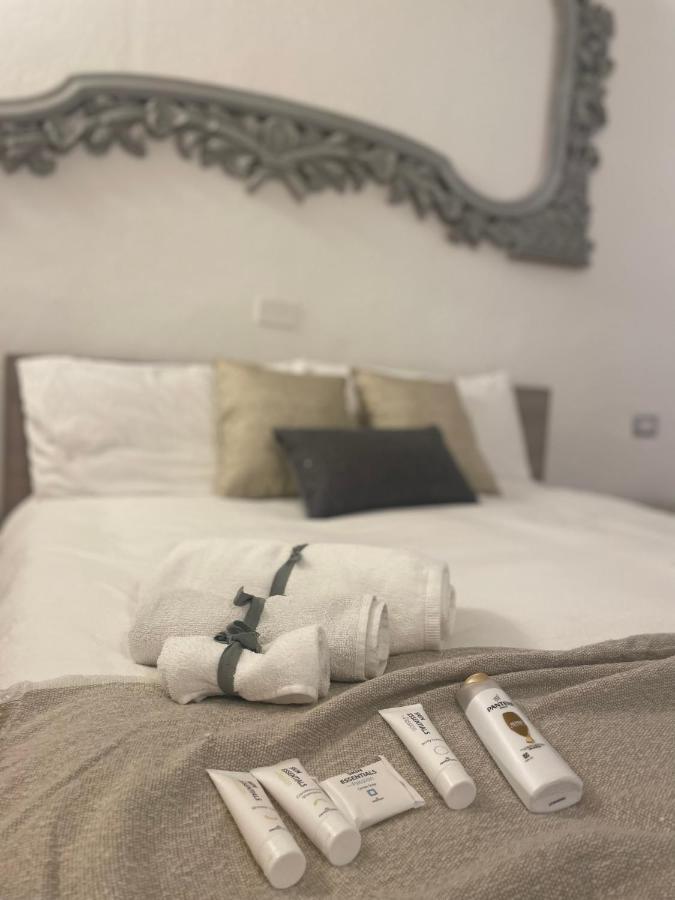 St.Joseph Bed & Breakfast Олбия Екстериор снимка